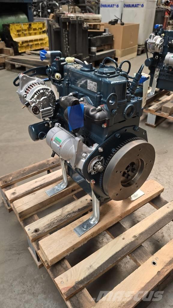 Kubota D 902 Engines
