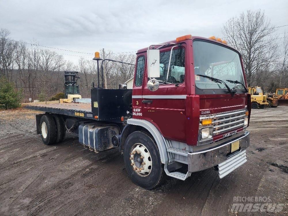 Mack MS200P Tow Trucks / Wreckers