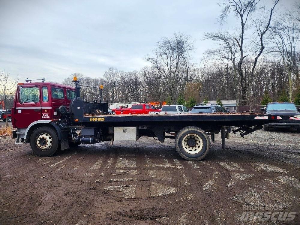 Mack MS200P Tow Trucks / Wreckers