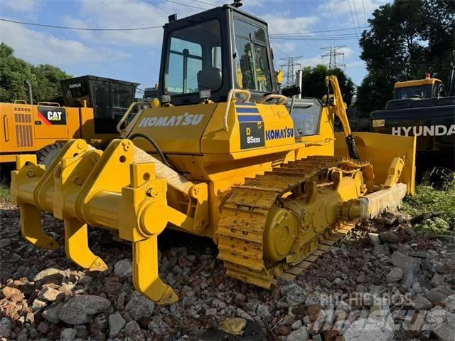 Komatsu D 85 EX Crawler dozers
