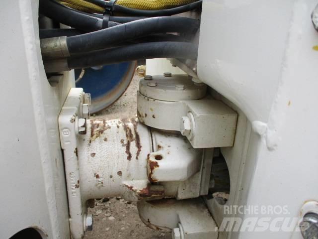 Bomag BW 100 AD-4 Twin drum rollers