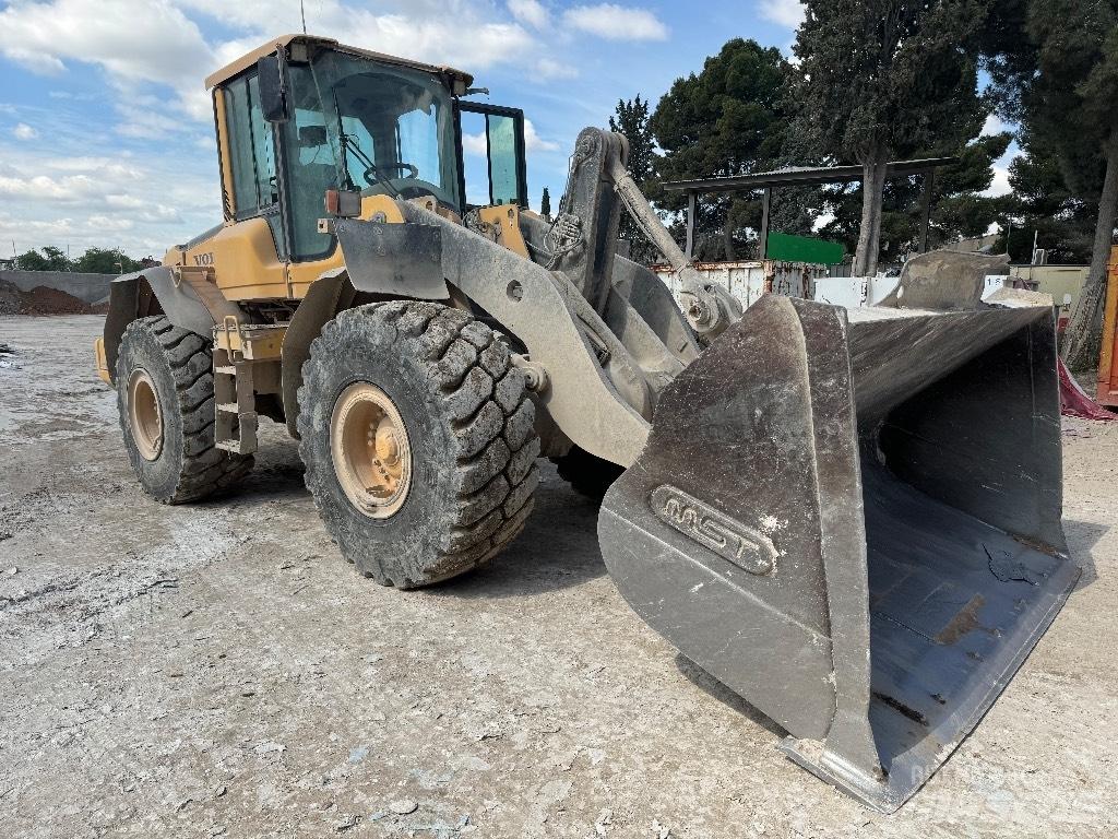 Volvo L 120 F Wheel Loaders