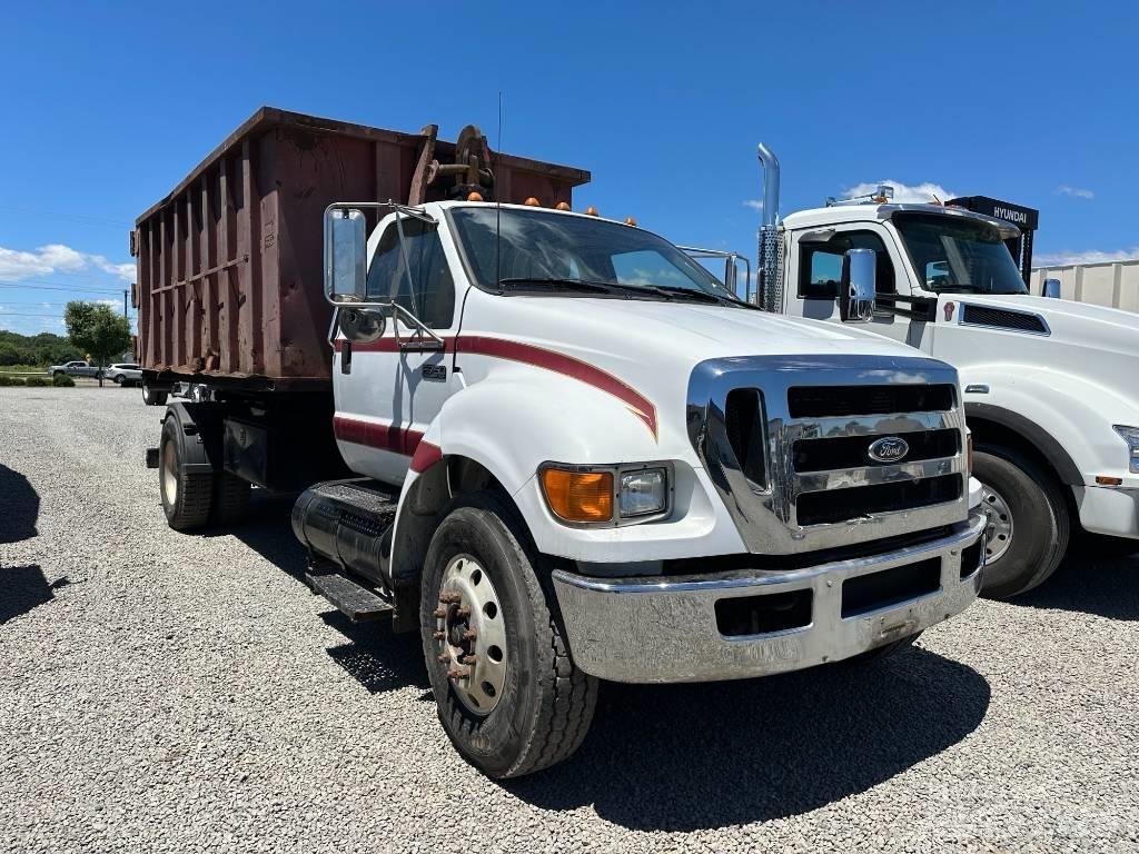 Ford F 750 Garbage Trucks / Recycling Trucks