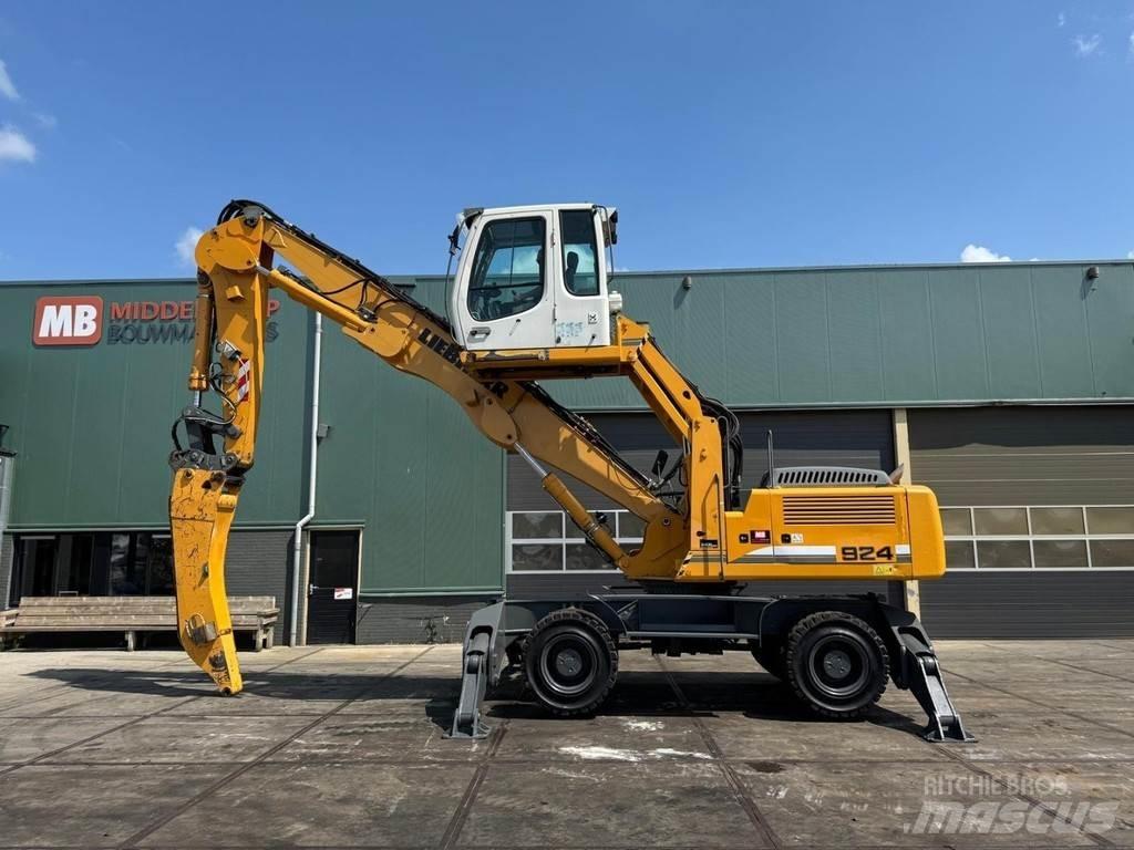 Liebherr A 924 C Waste / Industry Handlers