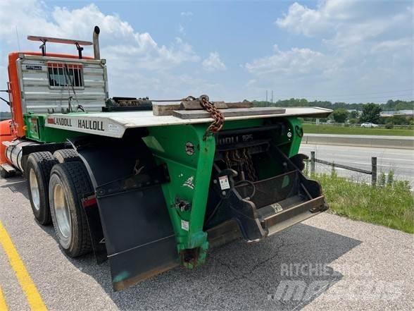Landoll 825 Lowboy trailer