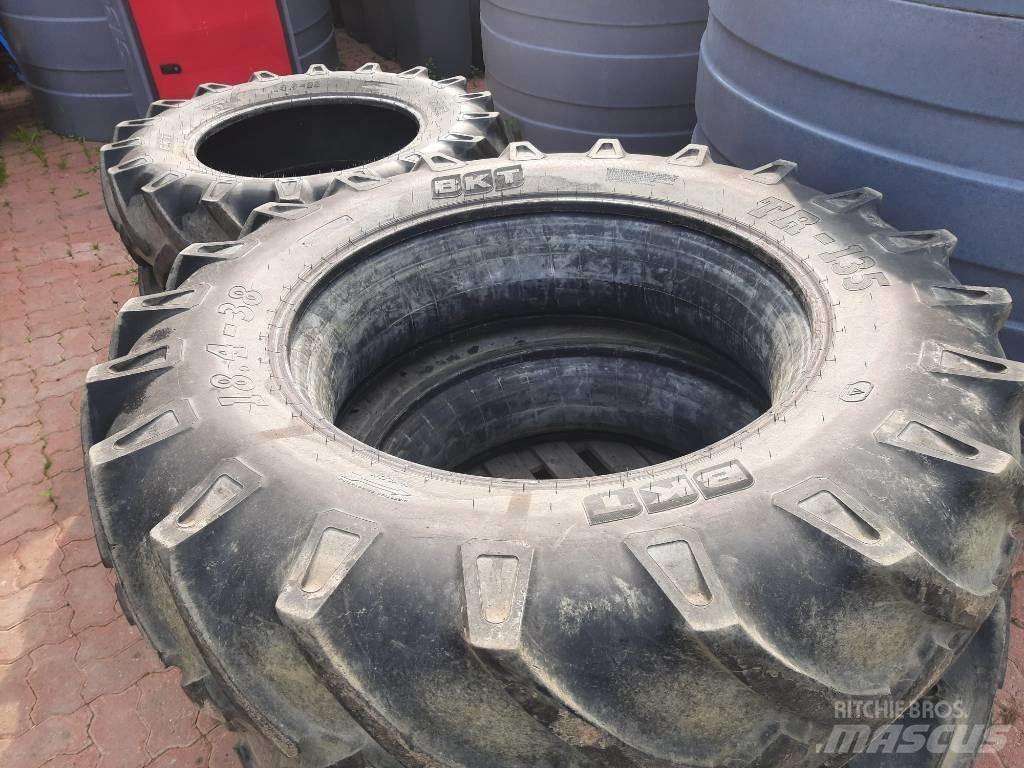 BKT 18.4-34 2 kpl Tires, wheels and rims