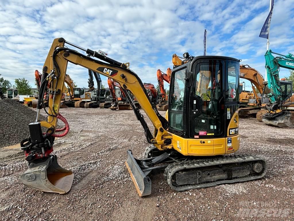 CAT 303.5 E CR Mini Excavators <7t (Mini Diggers)