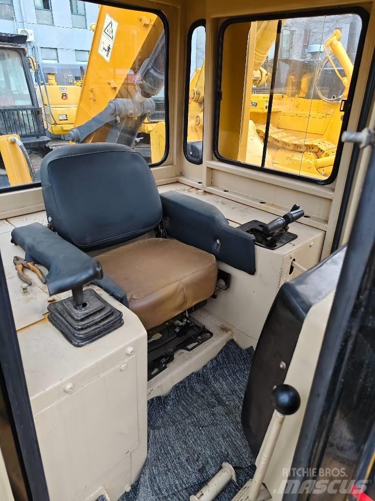 CAT D 5 M Crawler dozers