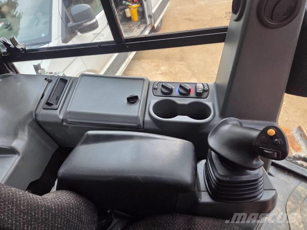 CAT D 5 K 2 LGP Crawler dozers