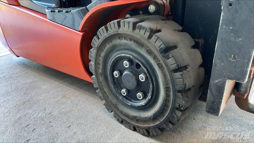 Toyota 8 FBEK 16 T Electric Forklifts