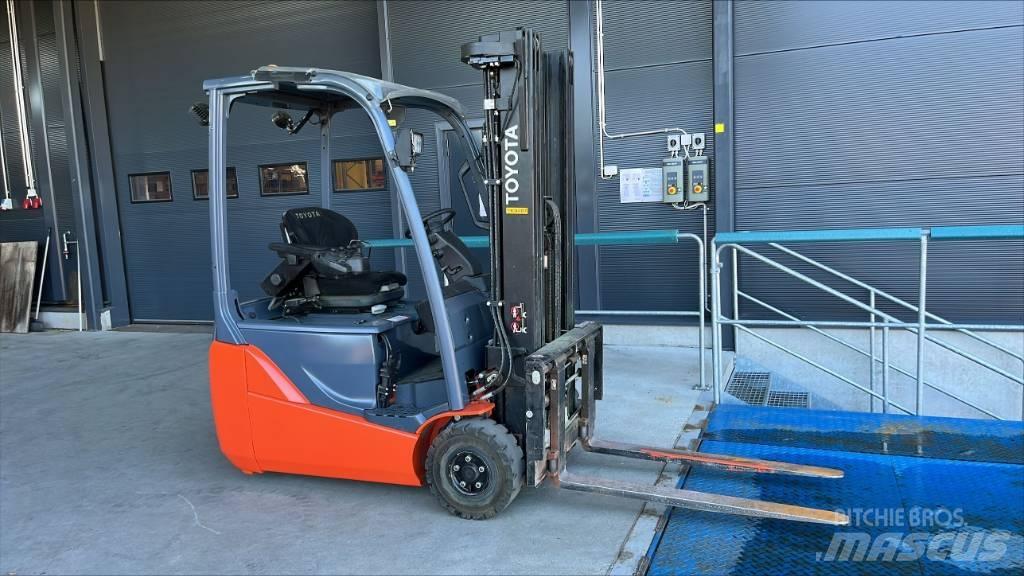 Toyota 8 FBEK 16 T Electric Forklifts