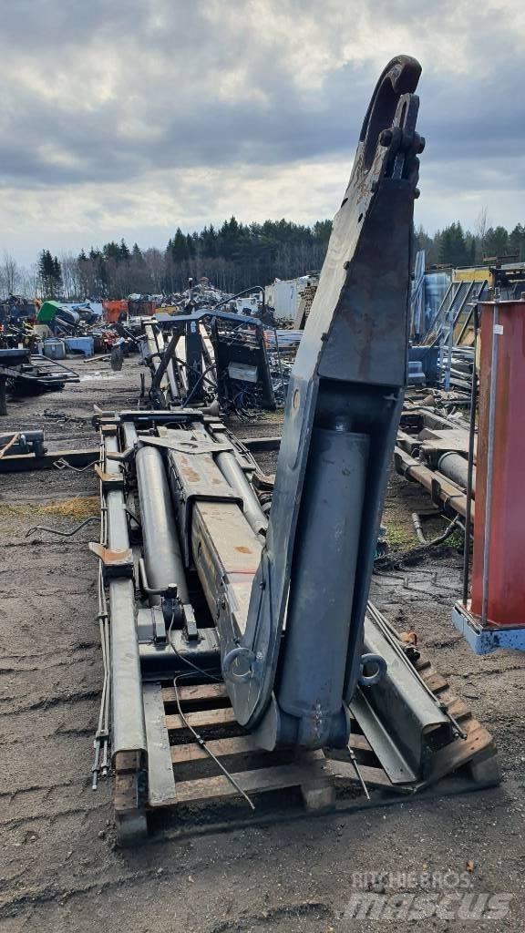  Hooklift DAMAGED Hooklifts