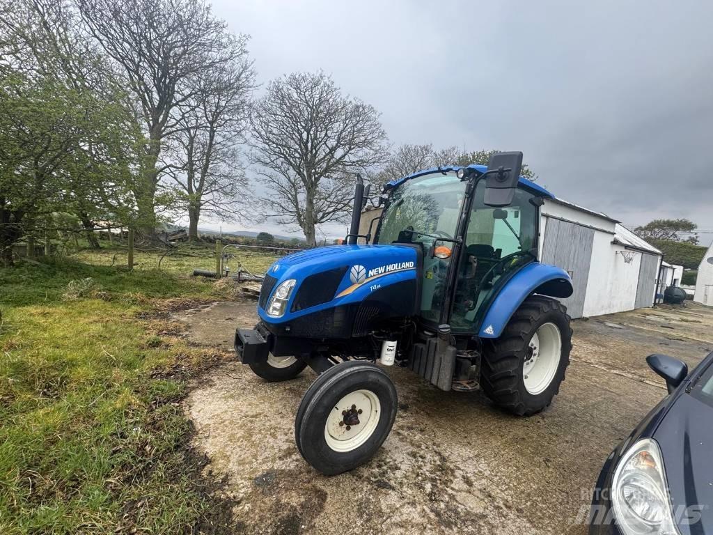 New Holland T 4.65 Tractors