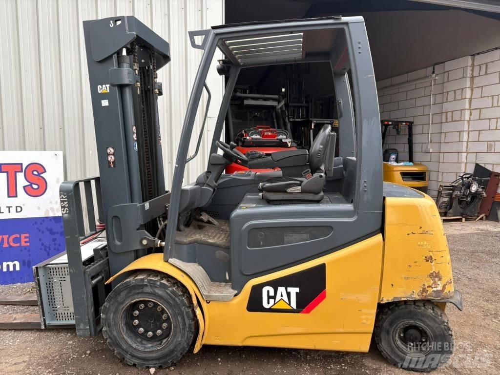 CAT EP 45 Electric Forklifts
