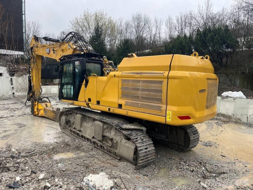 CAT 352 Demolition