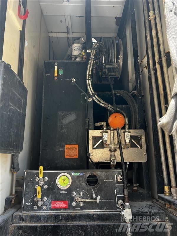 Kenworth T880 Vacuum Trucks