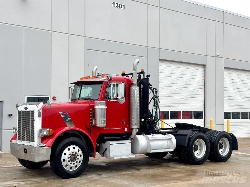 Peterbilt 379 Tow Trucks / Wreckers