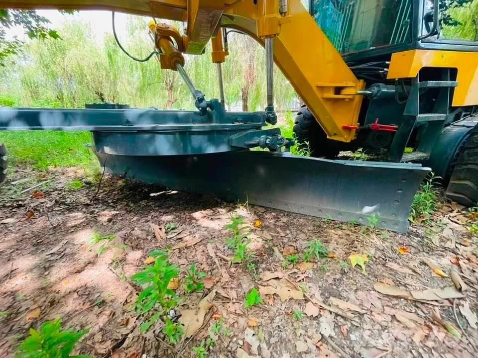 XCMG GR1803 Motor Graders