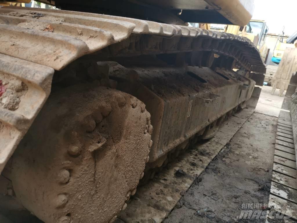 Komatsu PC 220 LC-7 Crawler Excavators