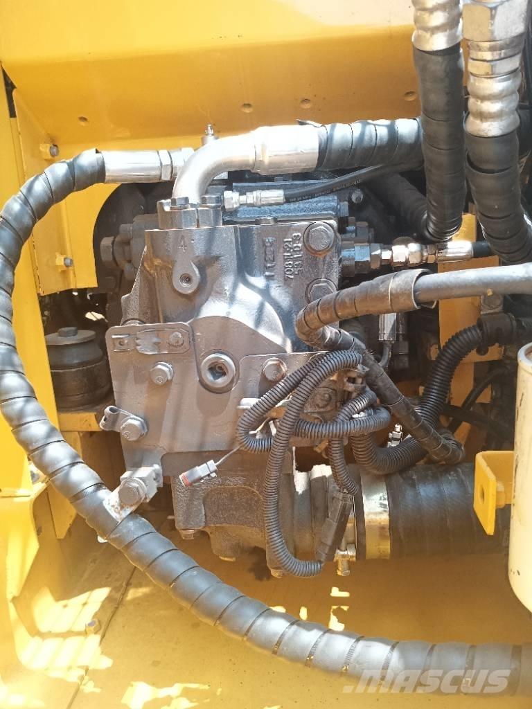 Komatsu PC 130 Crawler Excavators