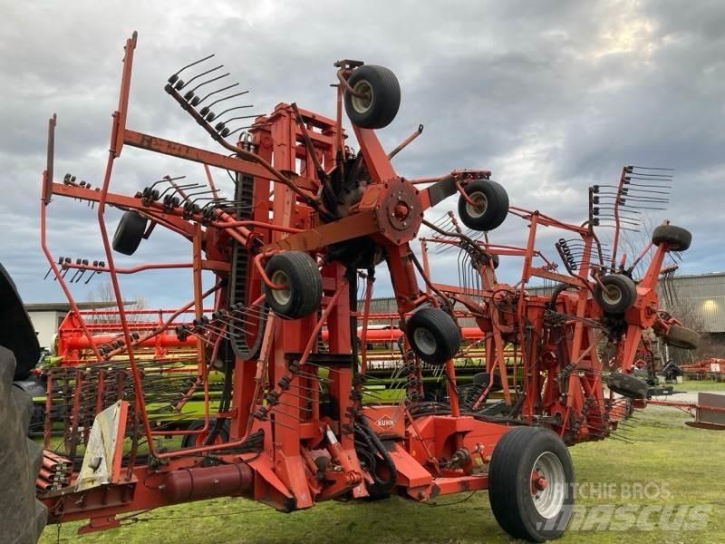 Kuhn GA 15021 Swathers/ Windrowers