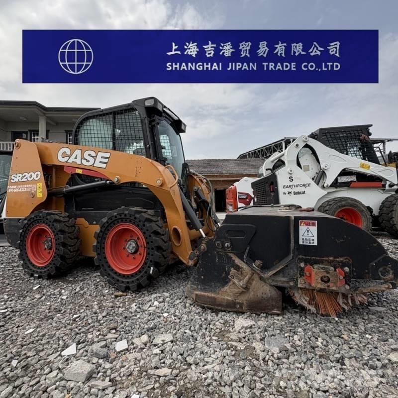 CASE SR 200 Skid Steer Loaders