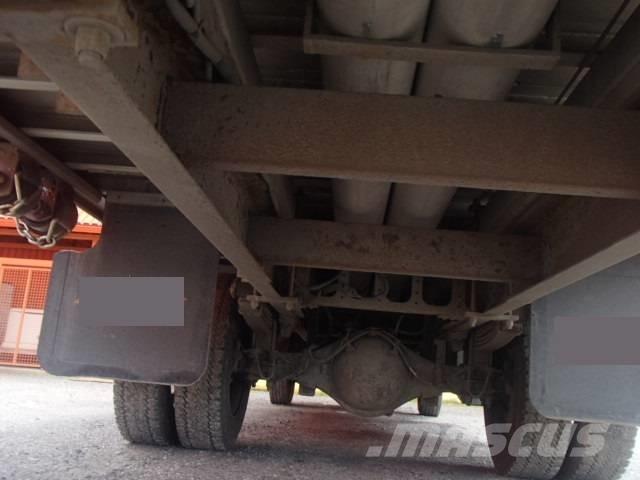 Hino 195 Flatbed Trucks