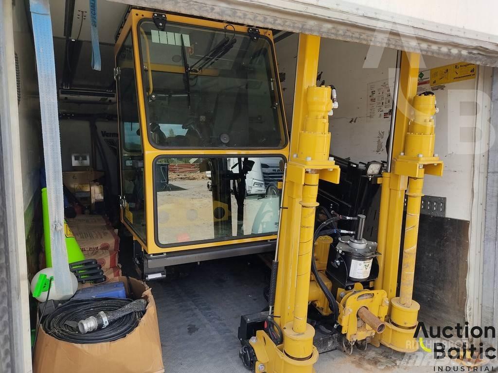Vermeer D23x30III Surface drill rigs