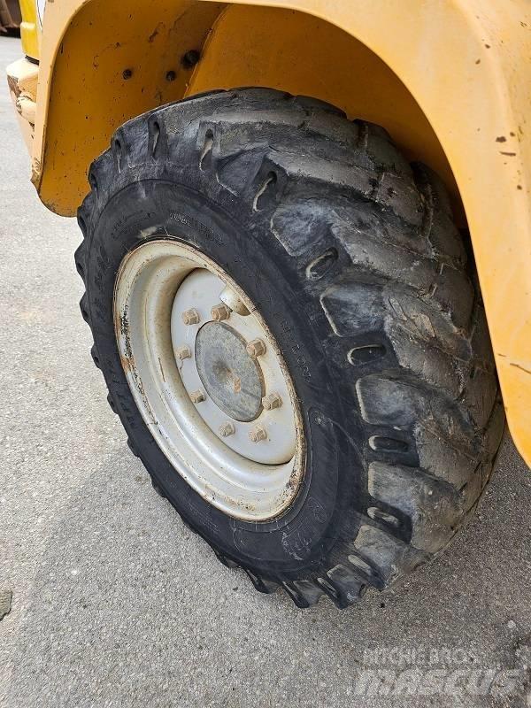 Volvo L 30 B Wheel Loaders