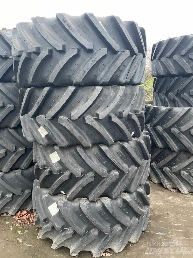 BKT IF 600/70R28 Tires, wheels and rims