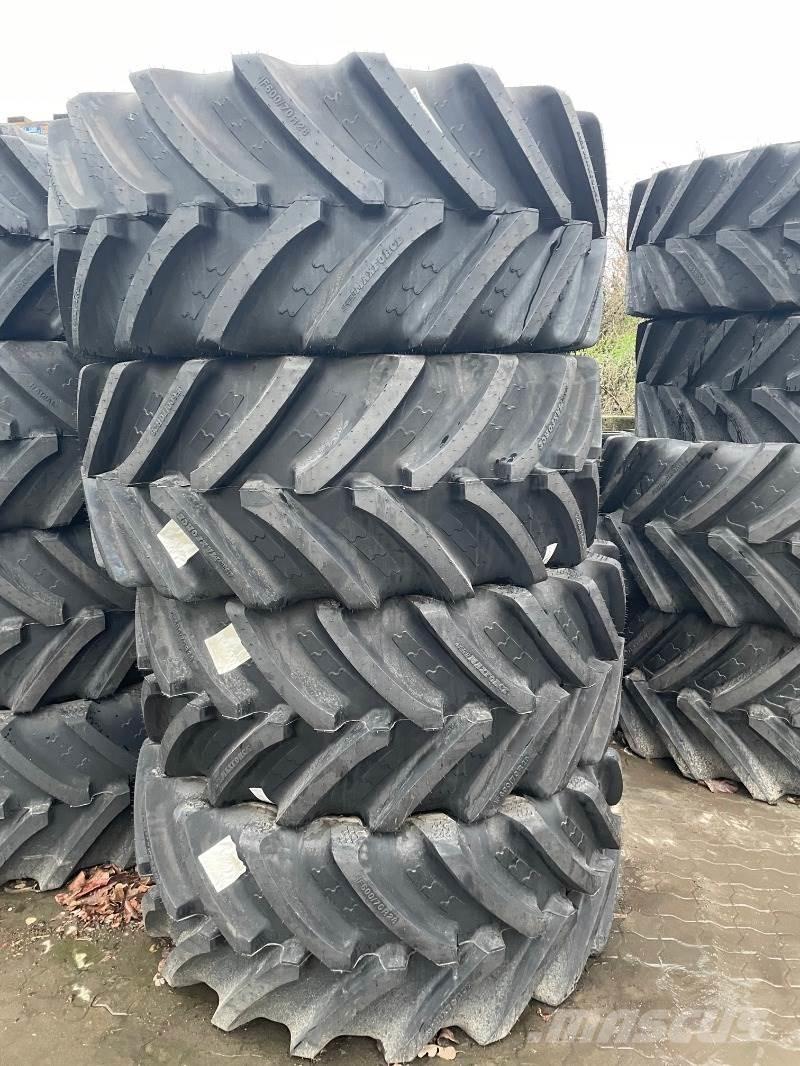 BKT IF 600/70R28 Tires, wheels and rims