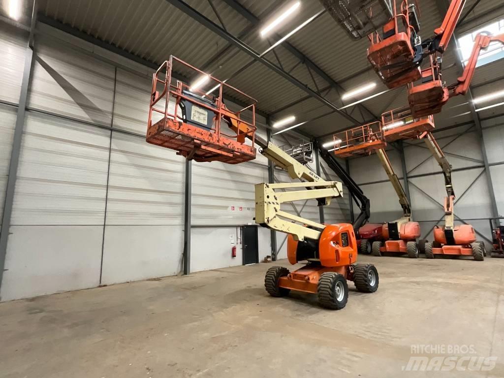 JLG 450 AJ Articulated boom lifts