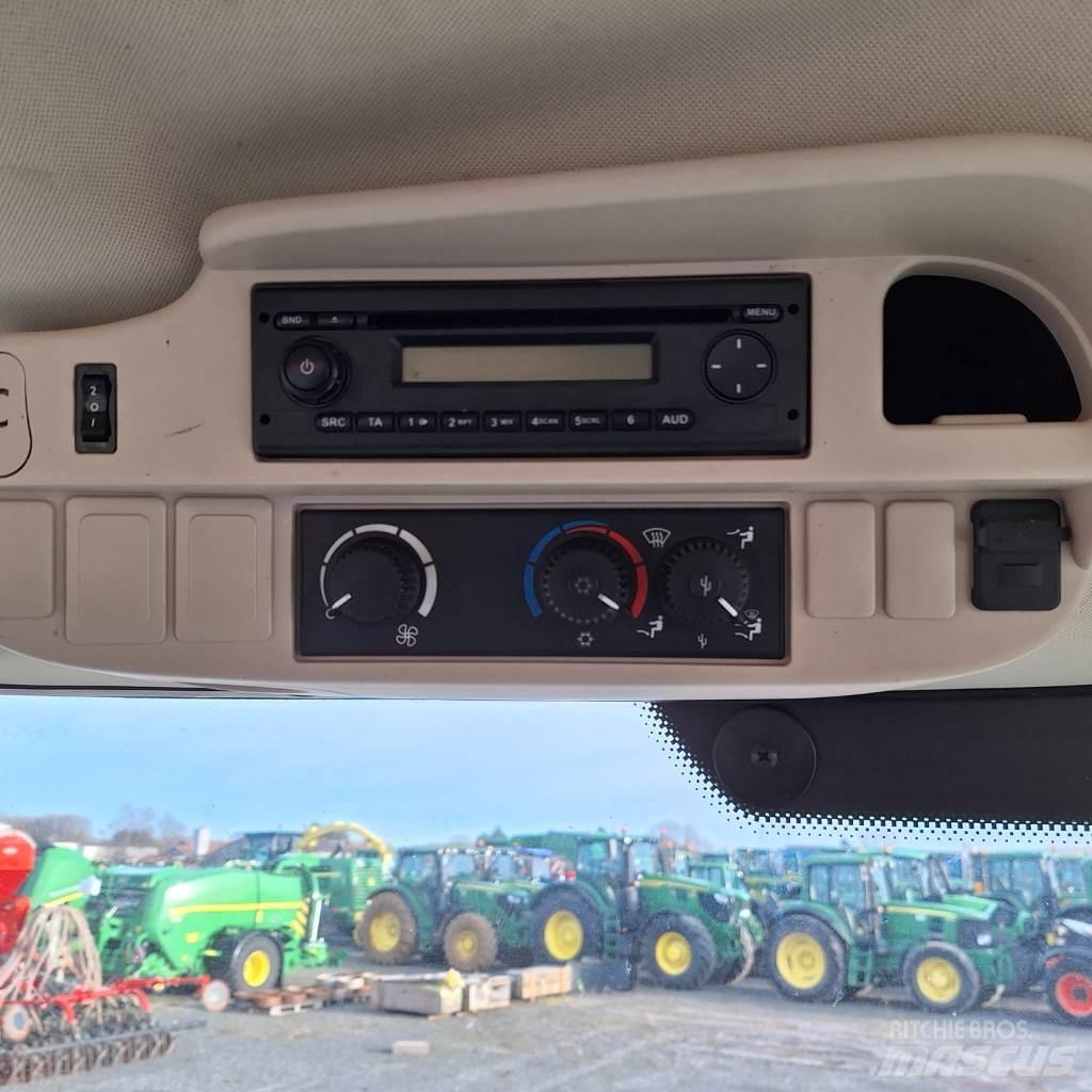 John Deere 6125R Tractors