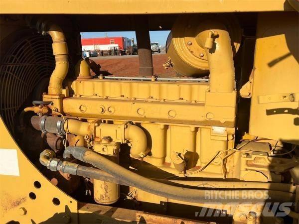 CAT 561 C PIPELAYER Pipelayer Dozers