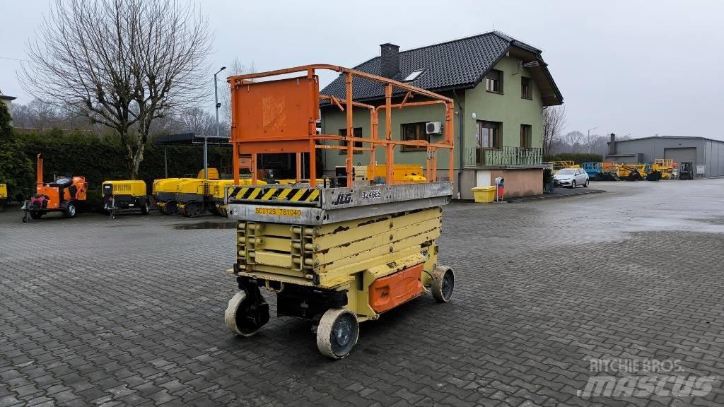 JLG 3246 ES Scissor Lifts
