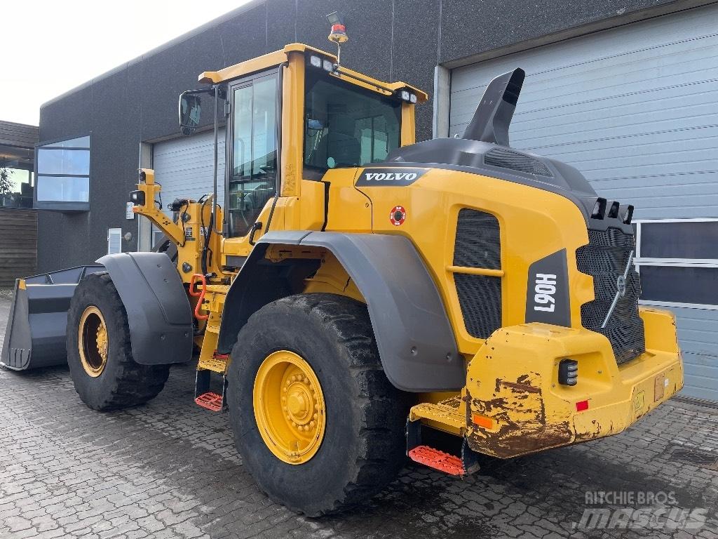 Volvo L90H Wheel Loaders