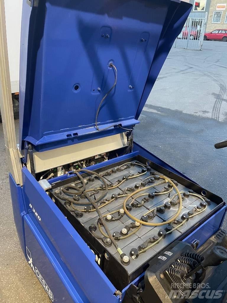 Cesab B320 Electric Forklifts