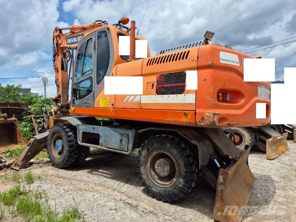 Doosan DX210WA Wheeled Excavators