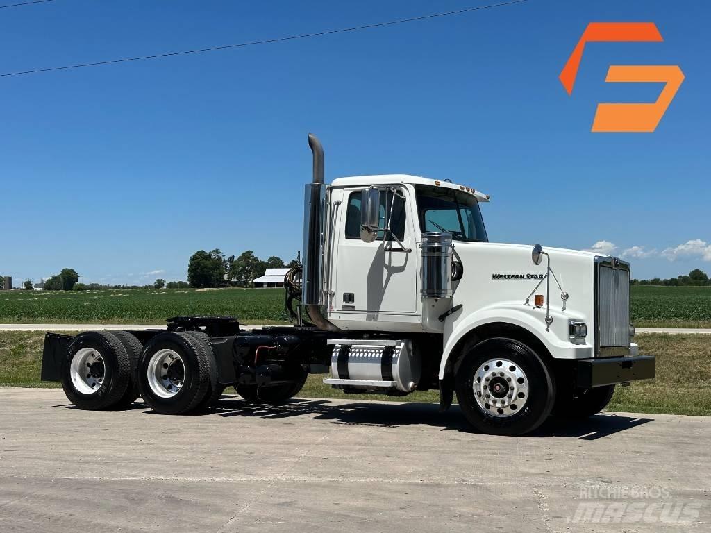 Western Star 4900 Conventional Trucks / Tractor Trucks