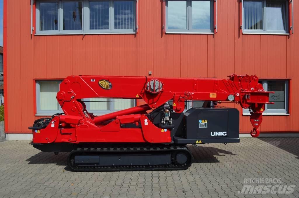 Unic URW-806 Crawler Cranes