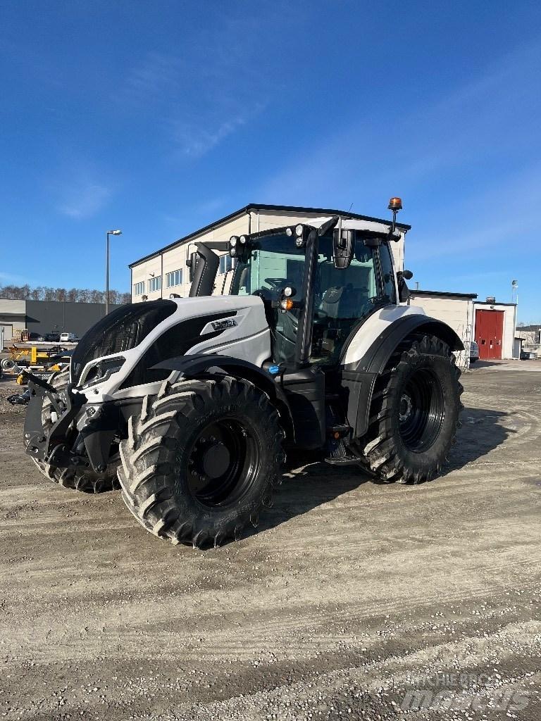 Valtra T 175 Direct Tractors