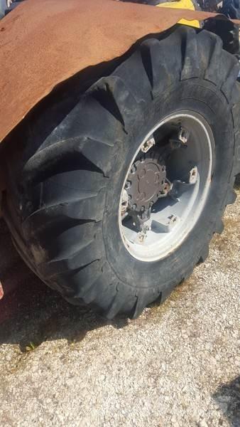  Pneus 16.9R24 Tires, wheels and rims
