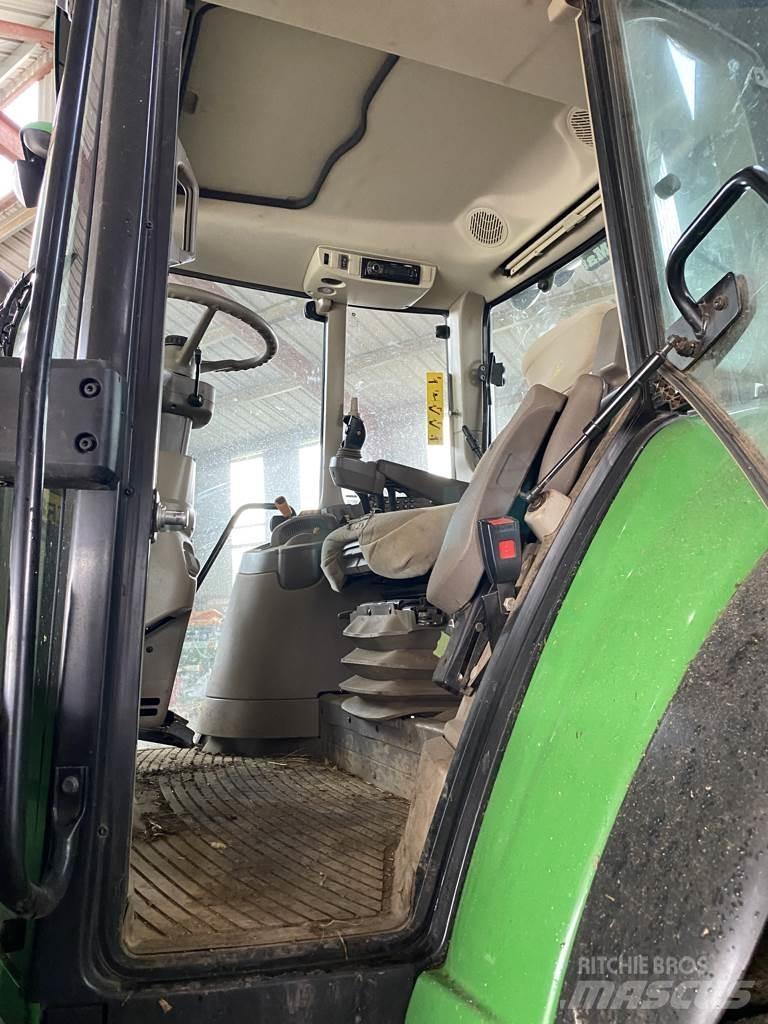 John Deere 6110M Tractors