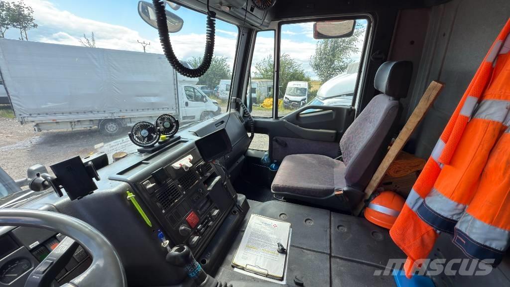 Iveco MP 190 E31 Dump Trucks