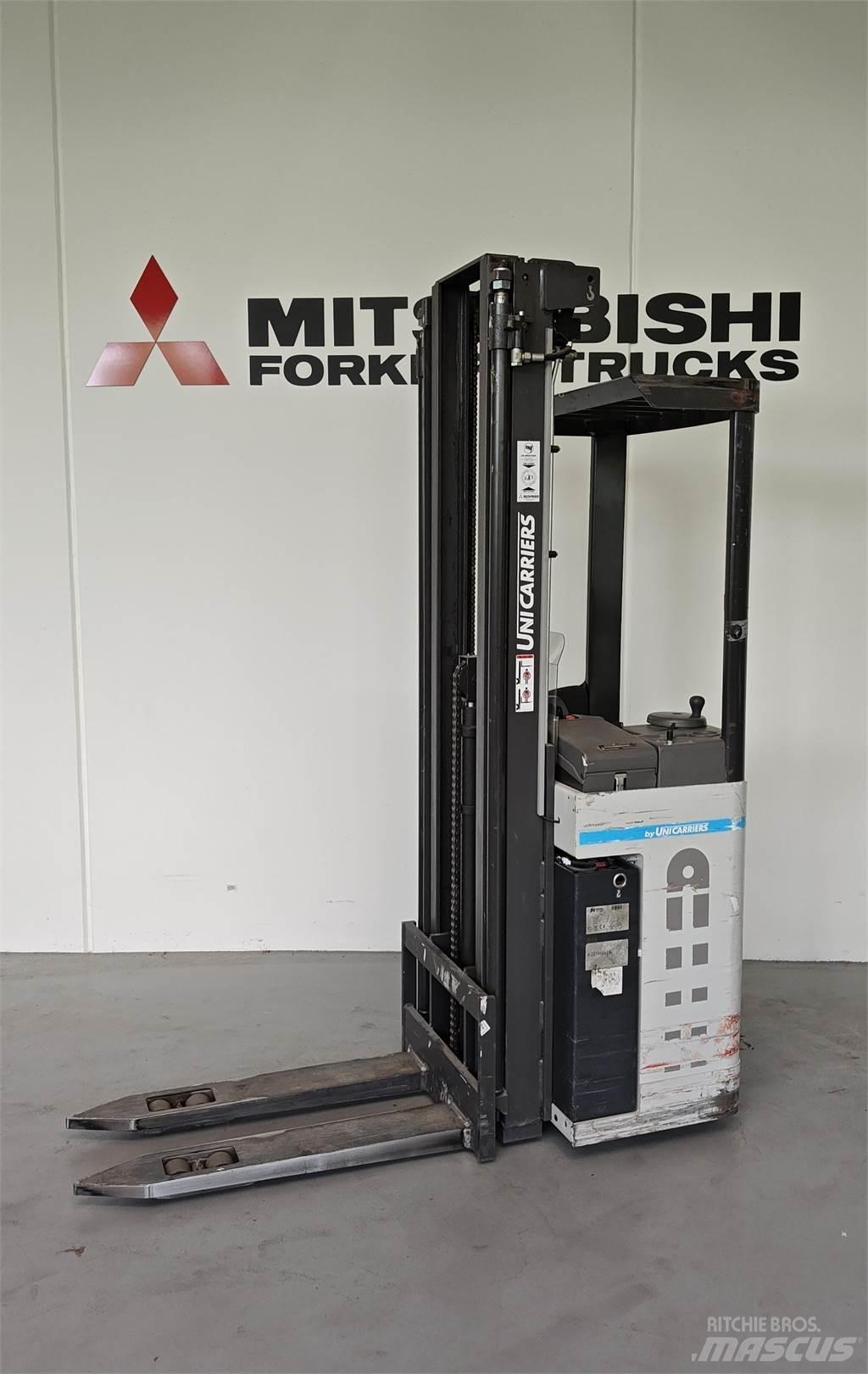 Atlet AJN/160SDT Low lifter with platform