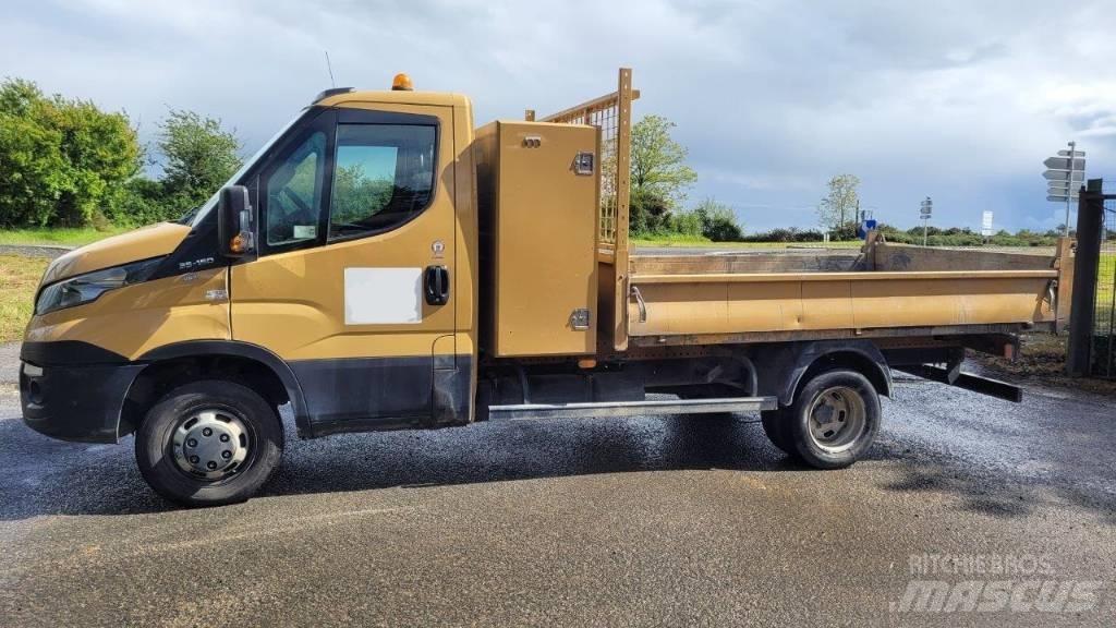 Iveco 35C 15 Pickup Trucks