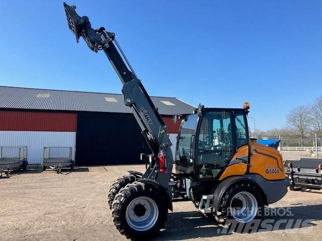 GiANT G5000 tele Telehandlers for Agriculture
