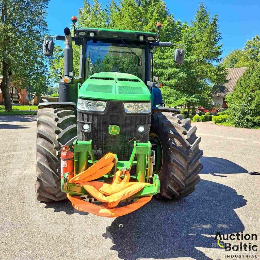 John Deere 8370 R Tractors