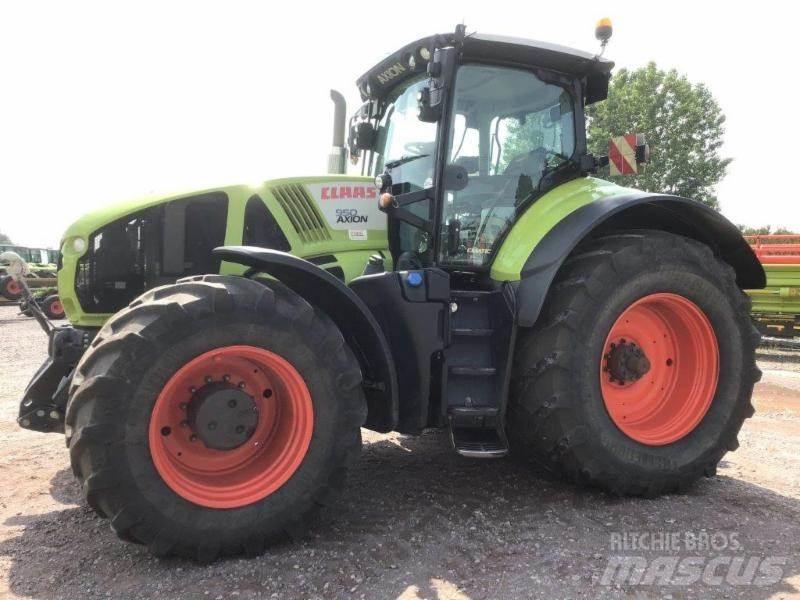 CLAAS AXION 950 Tractors