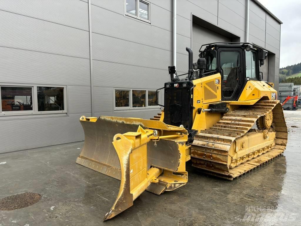 CAT D5-17 LGP Crawler dozers